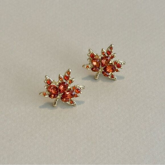 Leaf stud earrings M797 - Picture 2 of 4